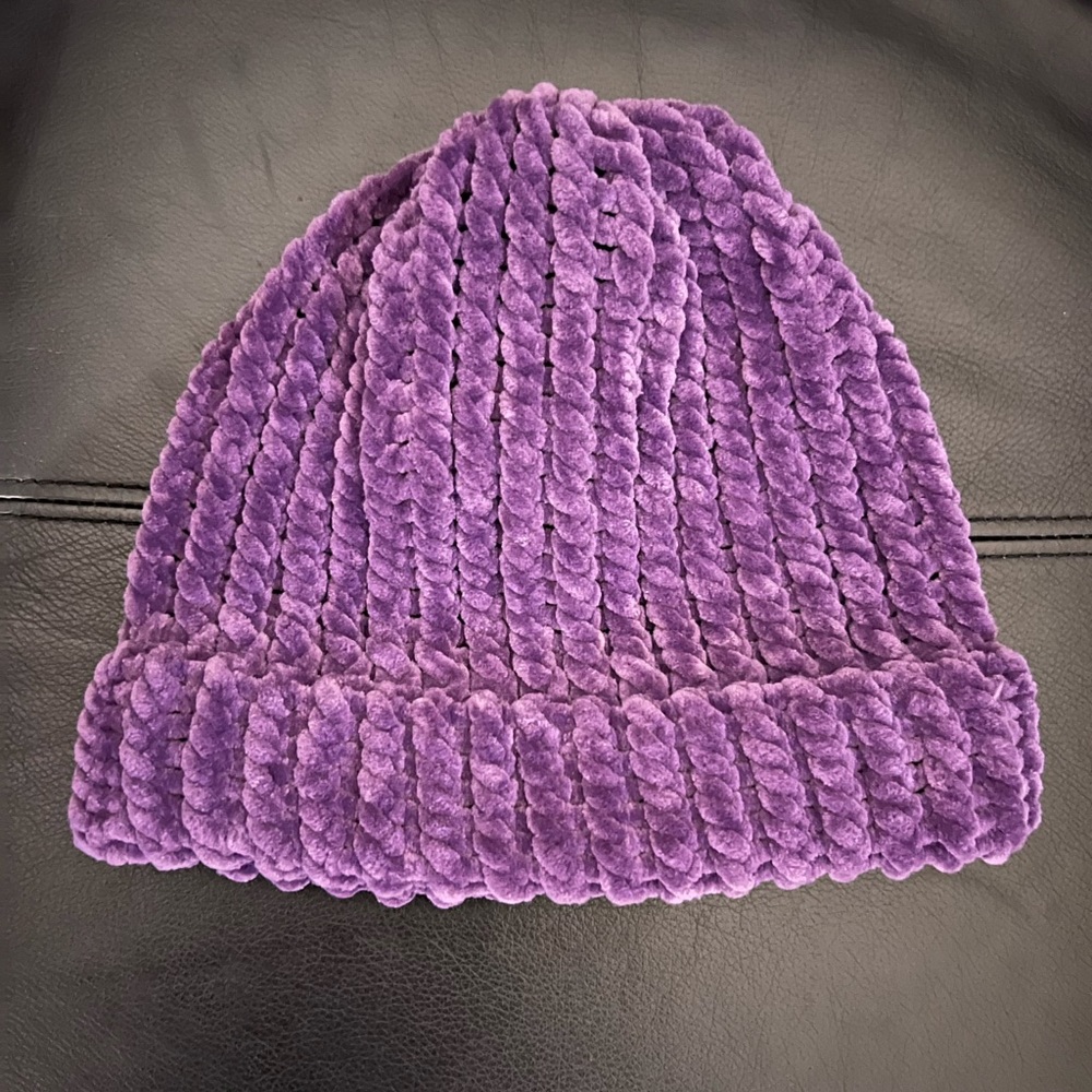 HANDMADE UNISEX cozy and warm knit beanie *PURPLE*